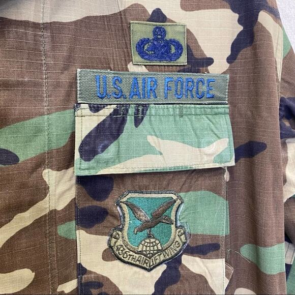 Authentic Military camo ripstop shirt jacket shacket with patches  size Medium - Picture 13 of 15